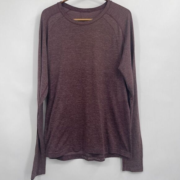 Lululemon Red Vented Pullover Crew Neck Long Sleeve T Shirt Size Medium - Picture 1 of 6